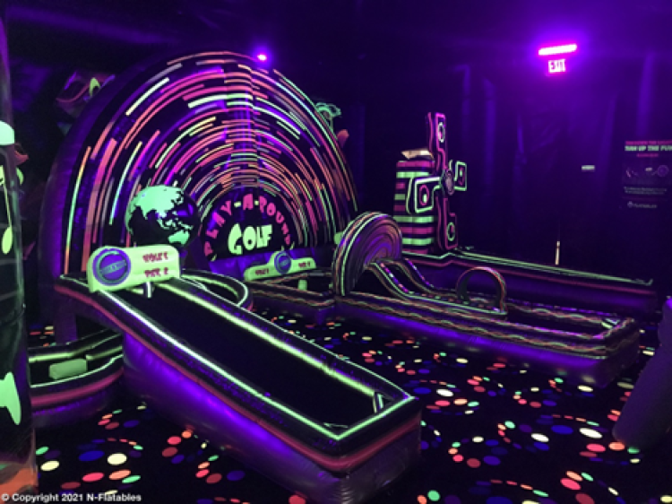 Black Light 3 Hole Mini Golf