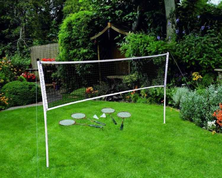 Badminton