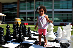 Giant Chess