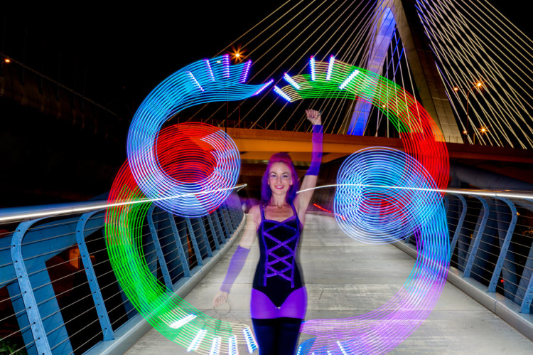 Visual Poi Performer