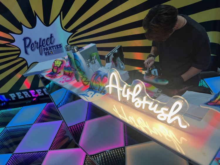 Airbrush Novelties