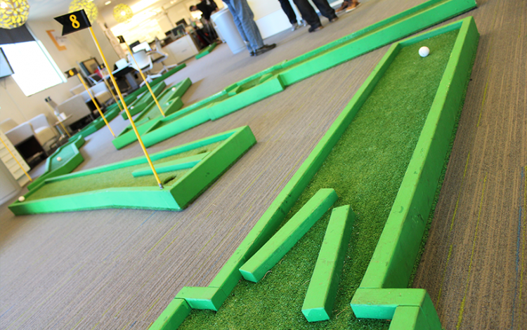 9-Hole Mini Golf